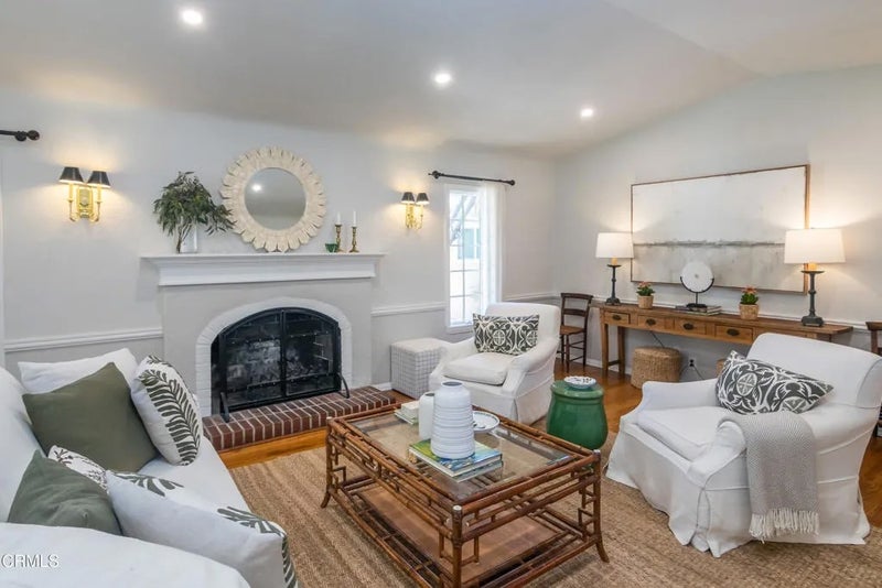1144 Tierra Alta Drive