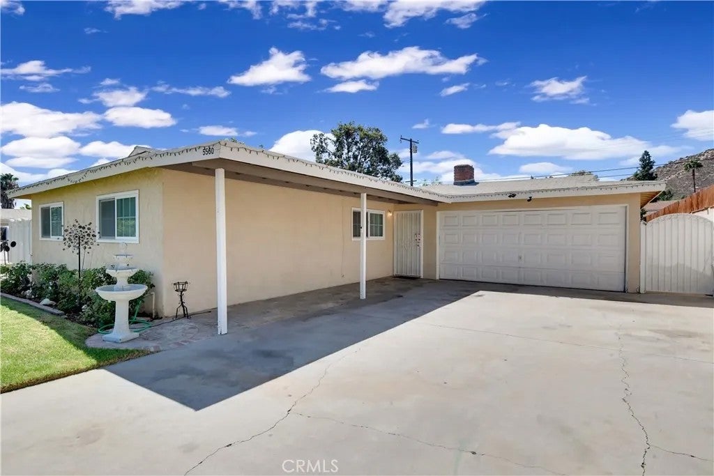 5560 Cleta Drive