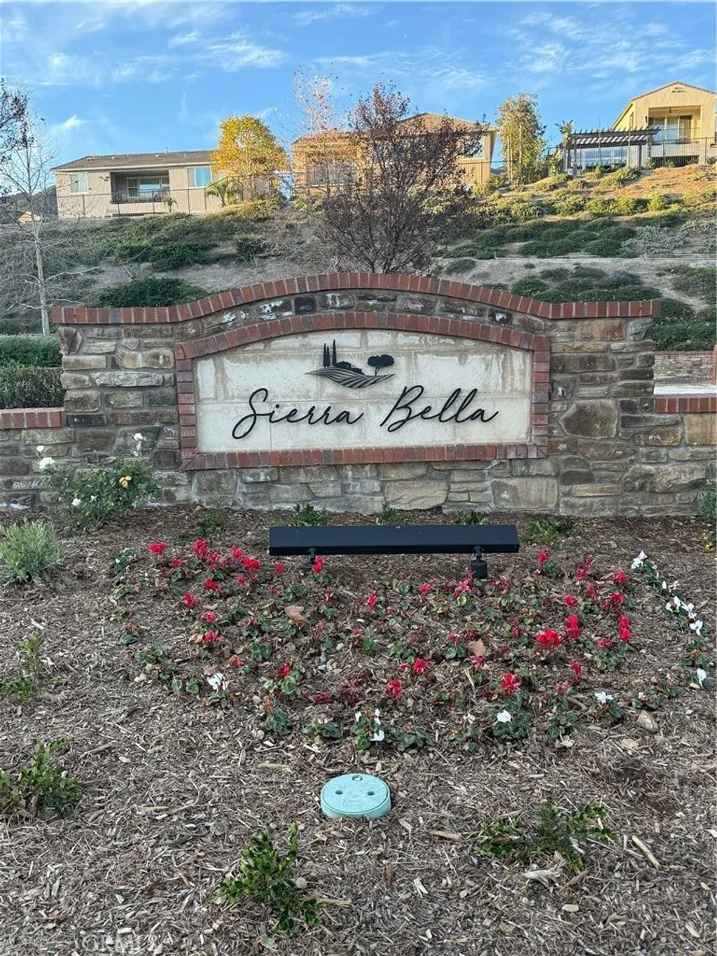 Photo of 2690 Santa Fiora Dr, Corona, CA 92882 (MLS # IG26013811)