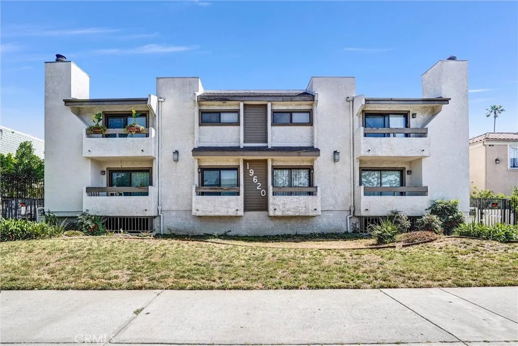 19620 Sherman Way 1
