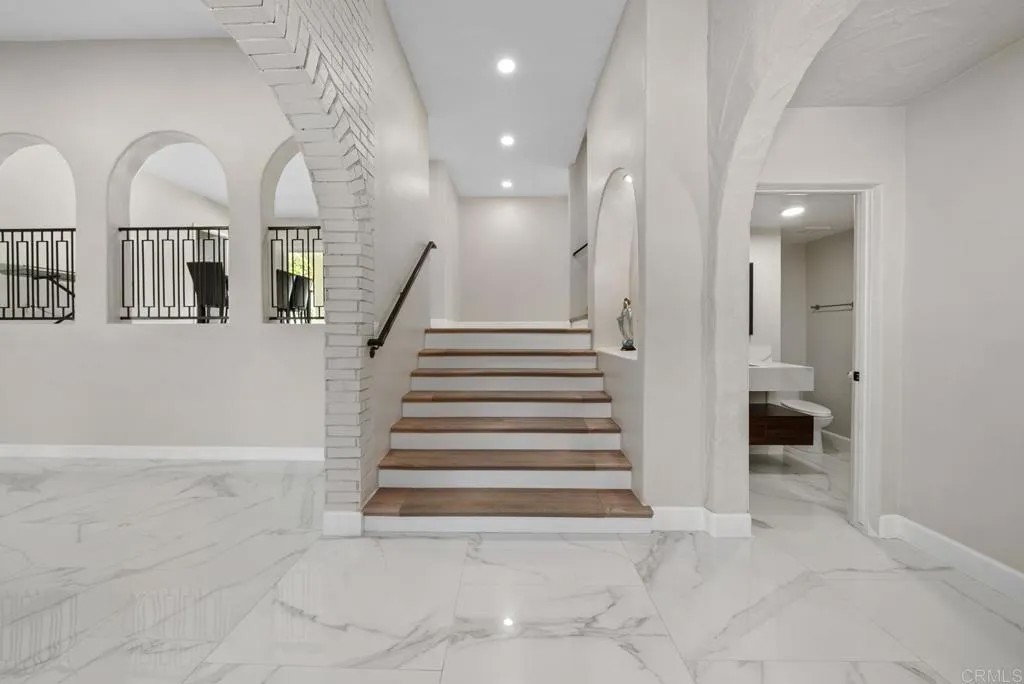 1223 Burris Drive