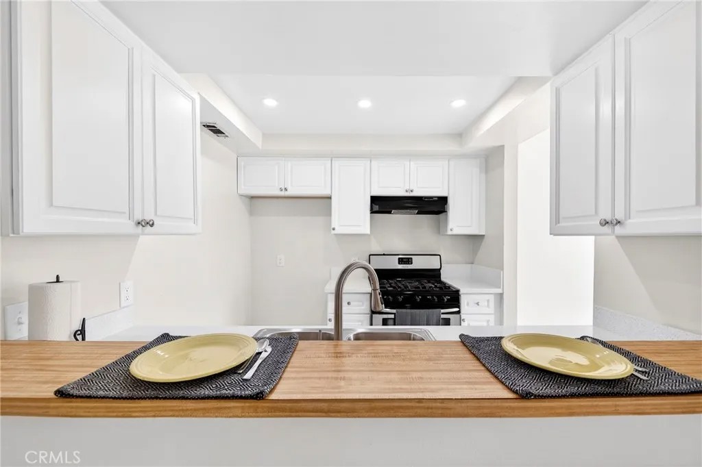2324 Lillyvale Avenue 143