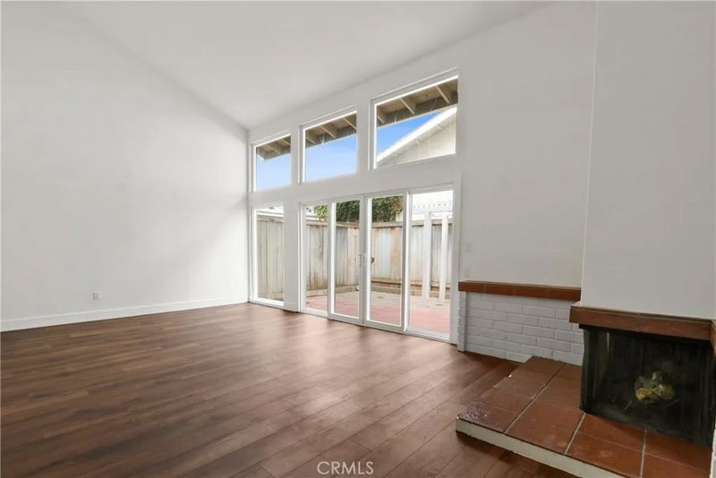 1404 N Tustin P-3