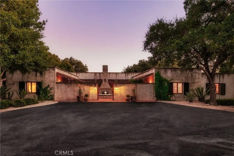 3595 Oak Trail Rd