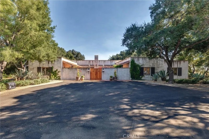 3595 Oak Trail Rd