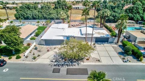 Tiny photo for 2922 N Farrell Dr, Palm Springs, CA 92262 (MLS # SB25255390)