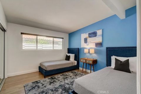 Tiny photo for 2922 N Farrell Dr, Palm Springs, CA 92262 (MLS # SB25255390)