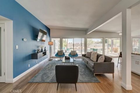 Tiny photo for 2922 N Farrell Dr, Palm Springs, CA 92262 (MLS # SB25255390)