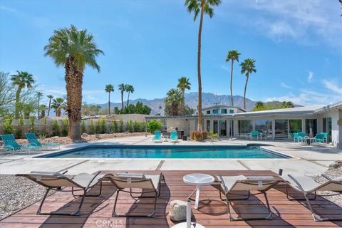 Tiny photo for 2922 N Farrell Dr, Palm Springs, CA 92262 (MLS # SB25255390)