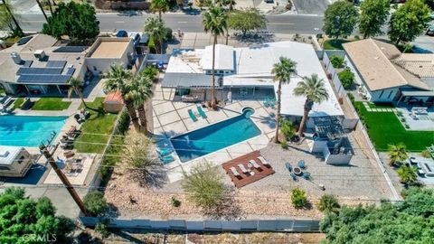Tiny photo for 2922 N Farrell Dr, Palm Springs, CA 92262 (MLS # SB25255390)