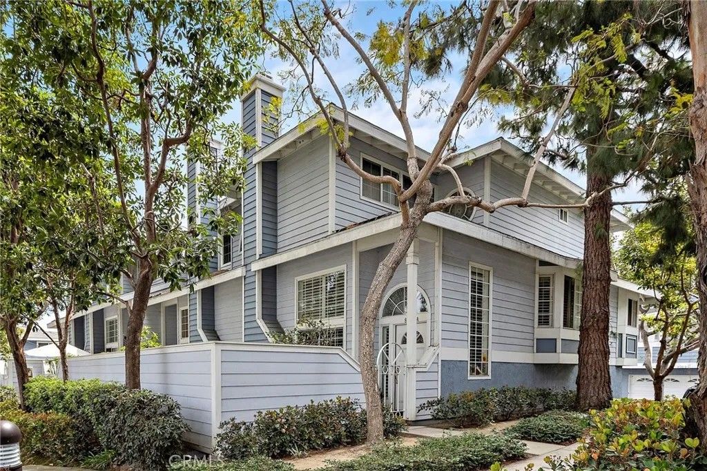 Photo of 8125 Surfline Dr #A, Huntington Beach, CA 92646 (MLS # PW26082659)