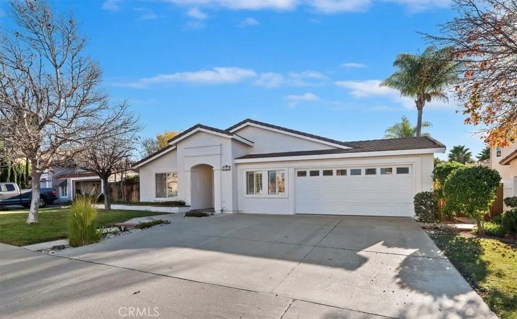 Photo of 37258 Huckaby Ln, Murrieta, CA 92562 (MLS # RS26010447)