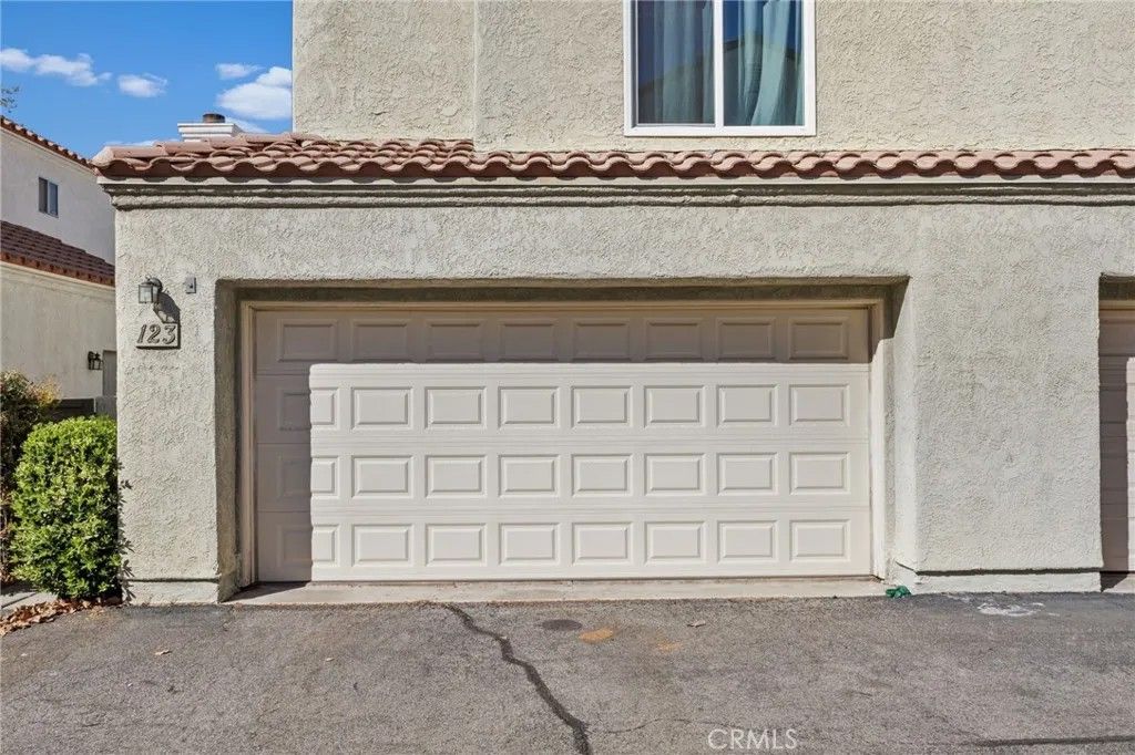 Photo of 37940 42nd St, Palmdale, CA 93552 (MLS # CV26065569)