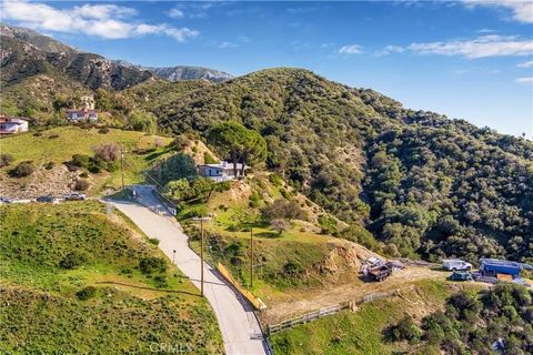 Photo of 6134 Sister Elsie Drive, Tujunga, CA 91042 (MLS # SR26006540)
