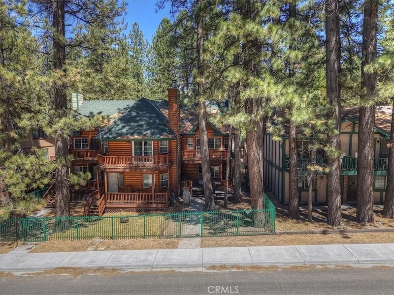 745 Summit Boulevard