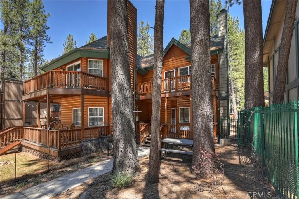 745 Summit Boulevard