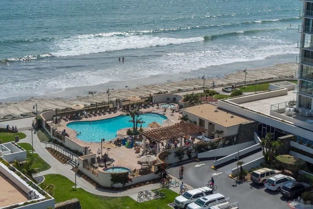 Photo of 1750 Avenida del Mundo #1206, Coronado, CA 92118 (MLS # 250036682)