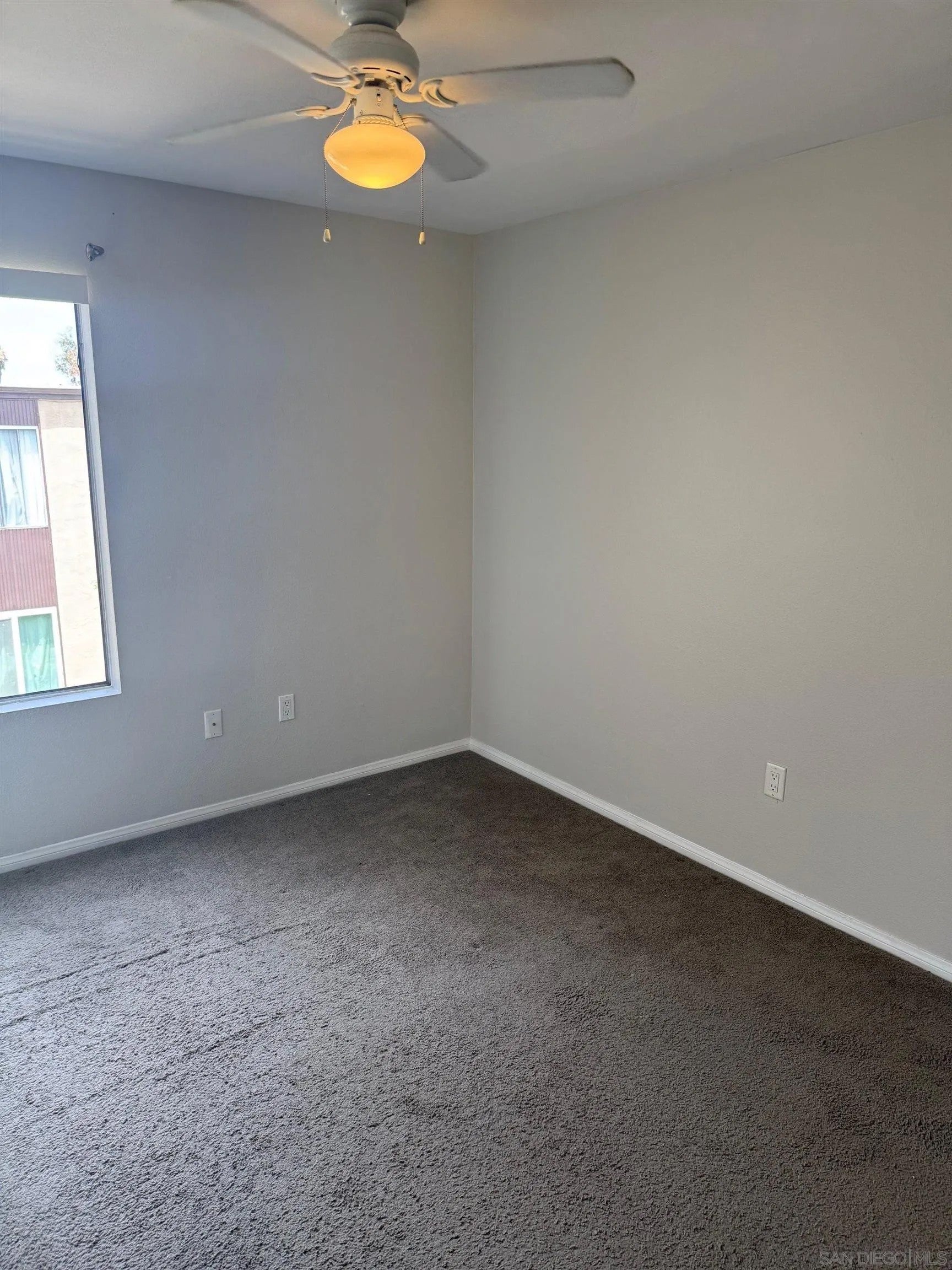 3454 Castle Glen 228