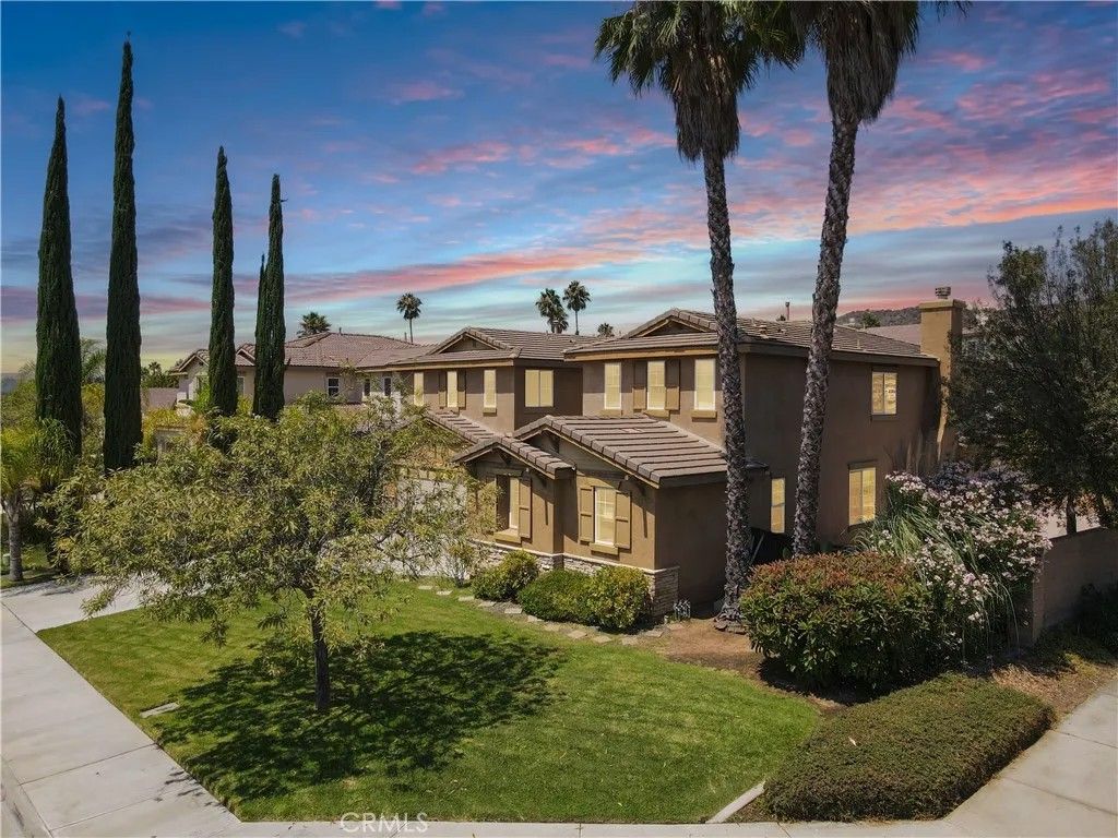 Photo of 36689 Clove Currant Lane, Murrieta, CA 92562 (MLS # SW25200641)