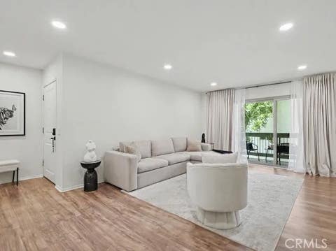 Photo of 23677 Park Capri #20, Calabasas, CA 91302 (MLS # SR26177163)
