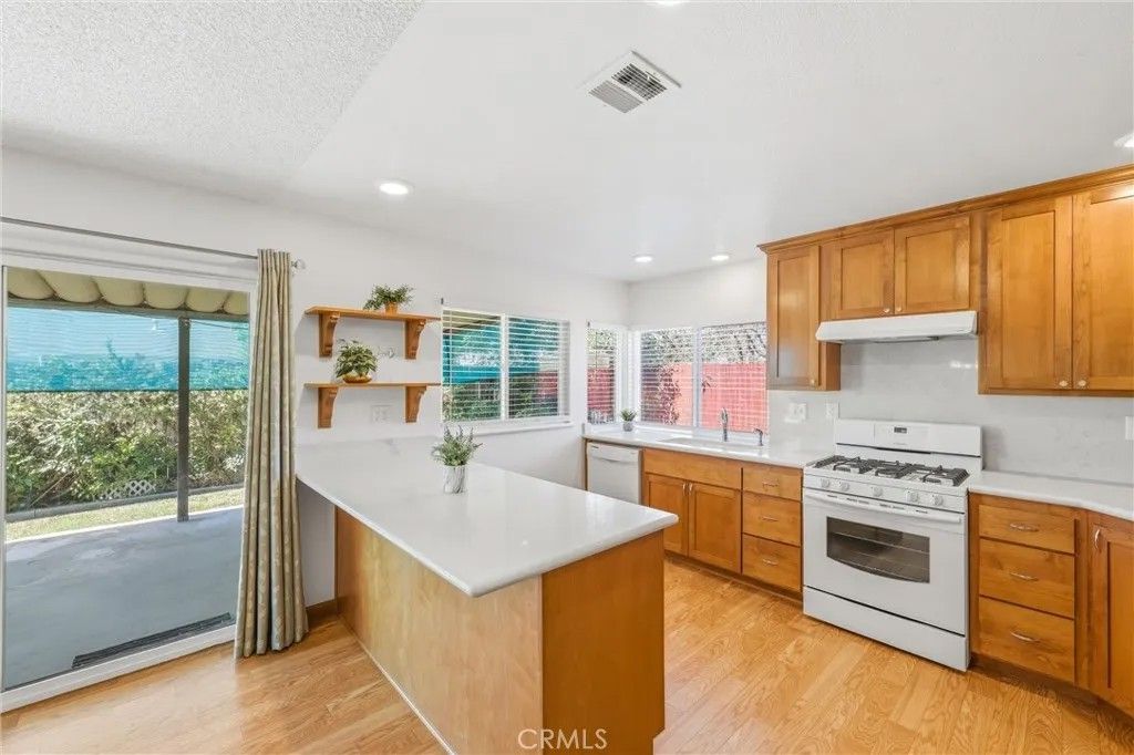 Photo of 2828 Shalimar Pl, Riverside, CA 92504 (MLS # IV26052740)