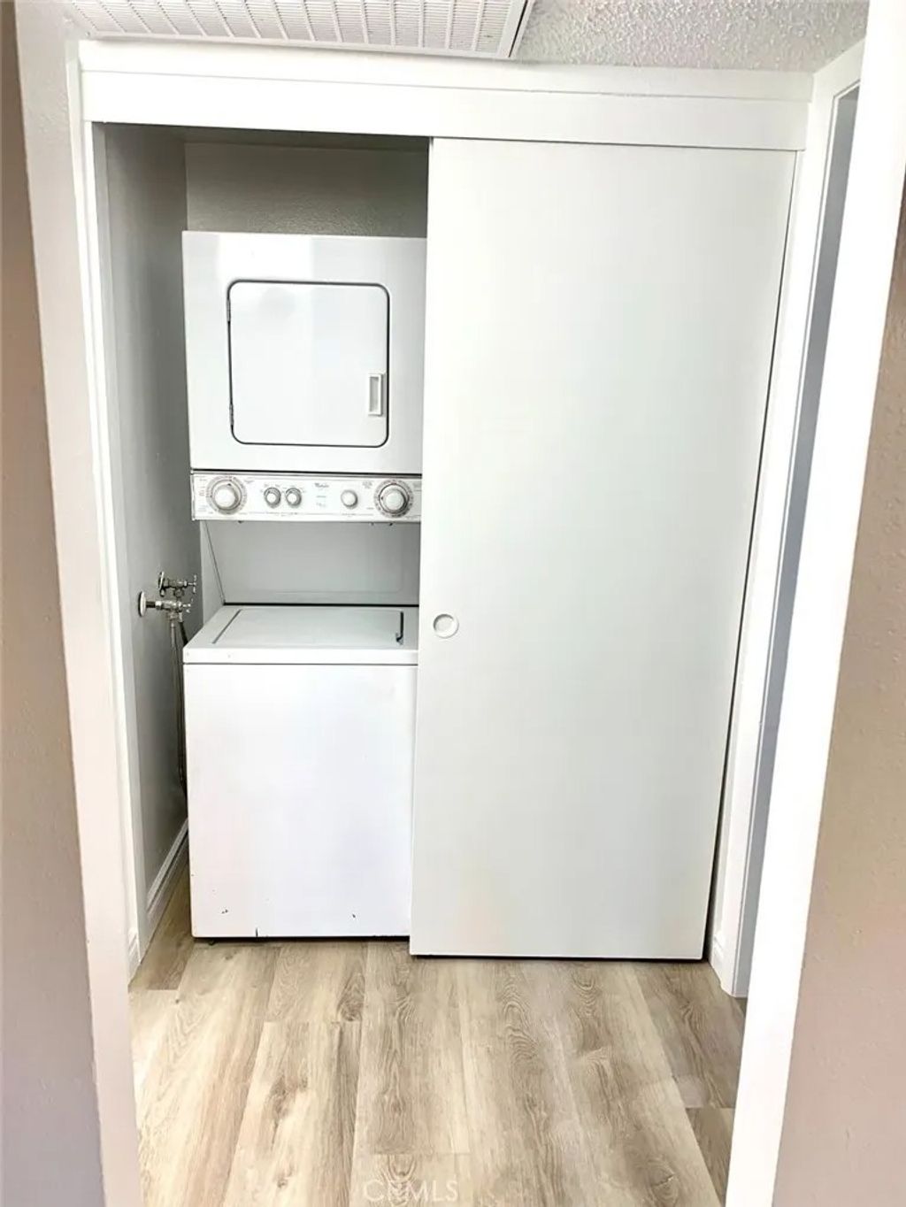 Photo of 8505 Columbus Ave #210, North Hills, CA 91343 (MLS # PW26043909)