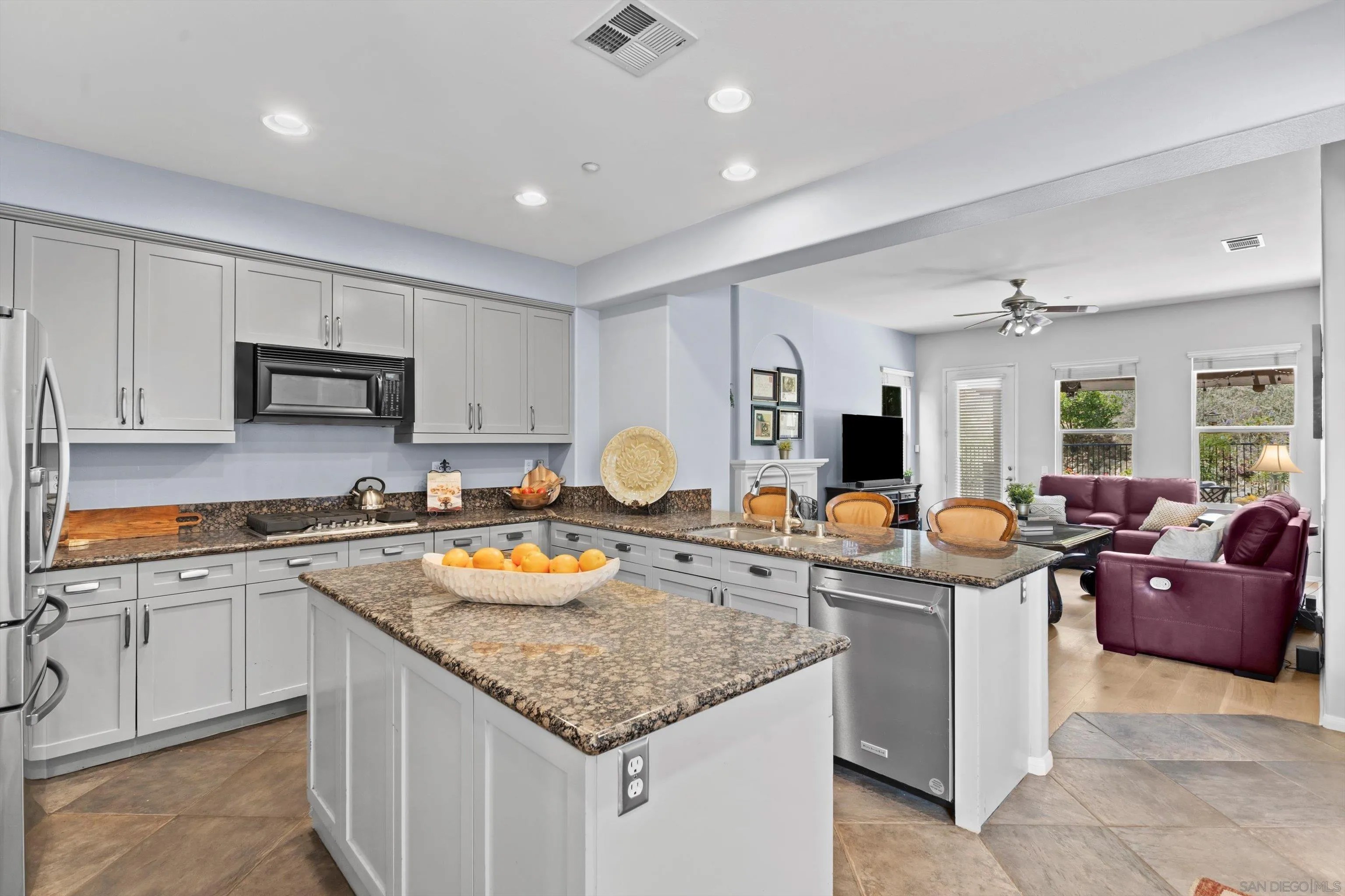 3329 Wild Oak LN