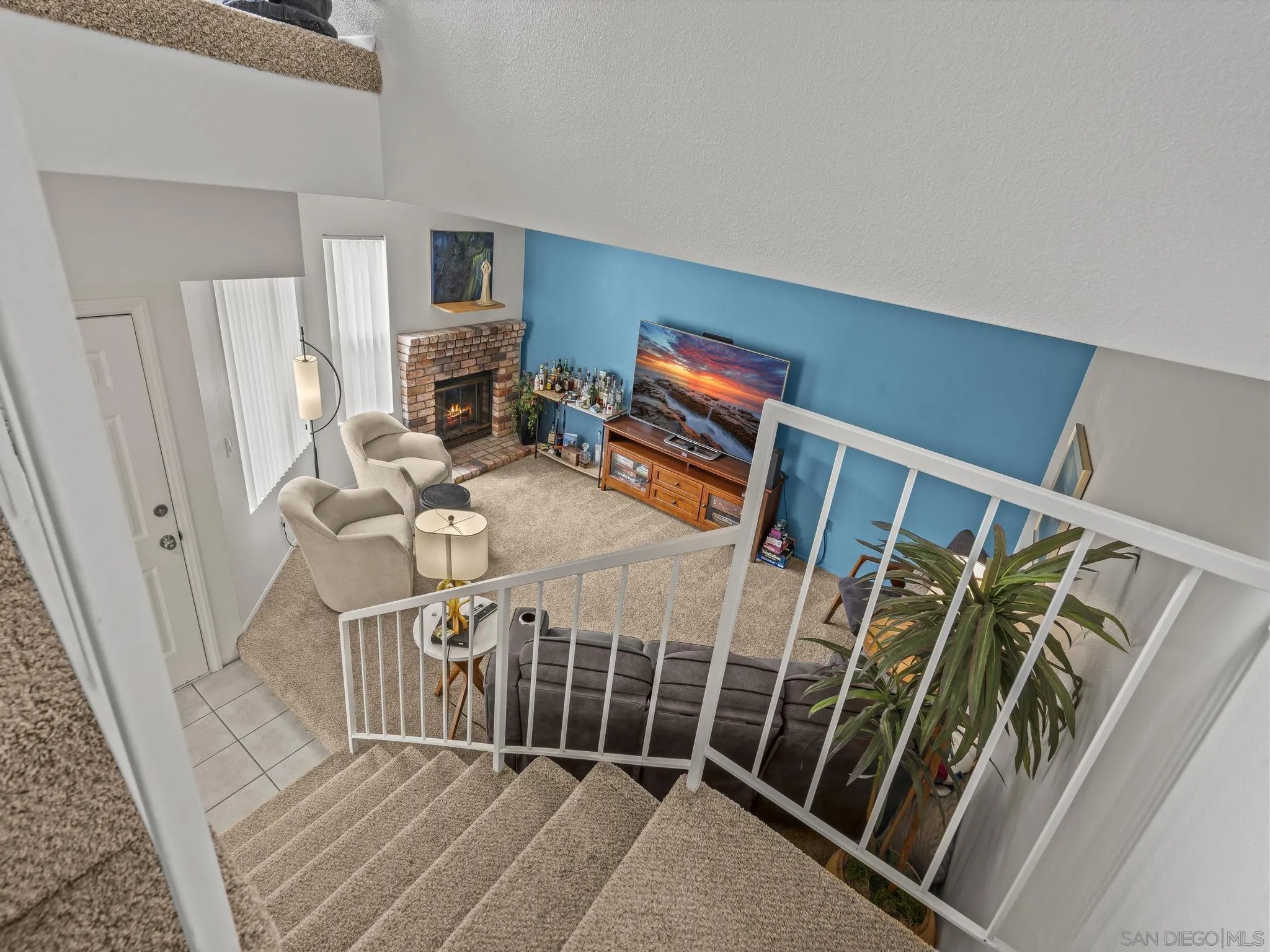972 Sapphire Street