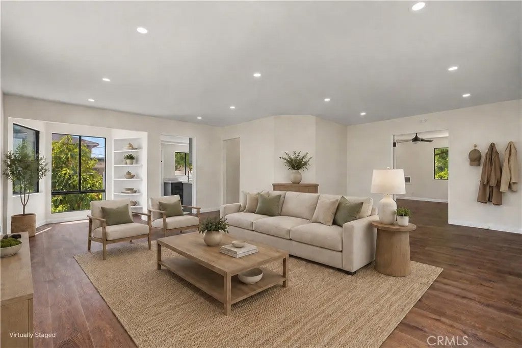 2538 Woodlyn Road
