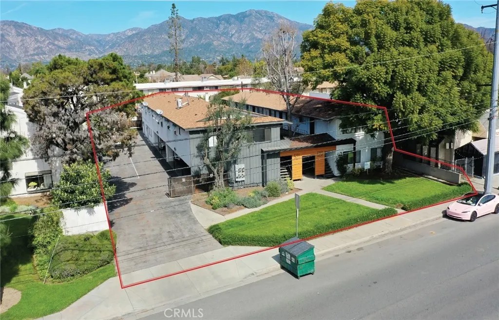 521-523 E Live Oak Avenue