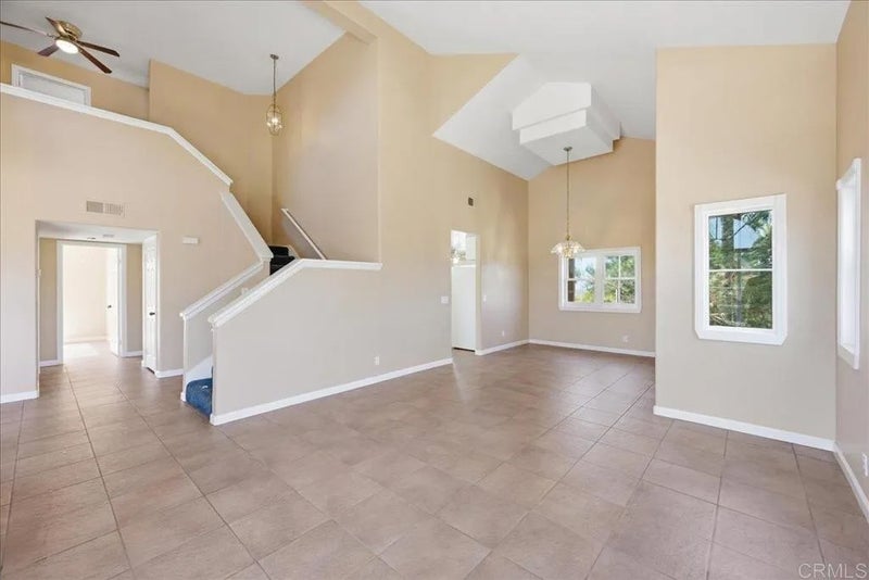 842 Porter Way