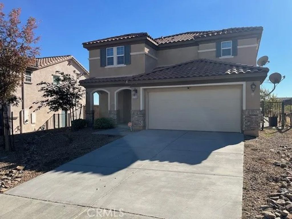 Photo of 37518 Henna Ln, Palmdale, CA 93551 (MLS # SR25244414)