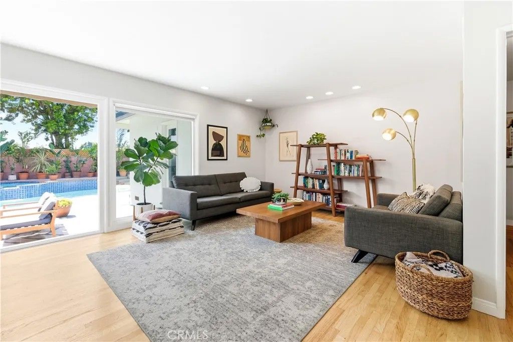 Photo of 829 Lees Ave, Long Beach, CA 90815 (MLS # PW26094229)