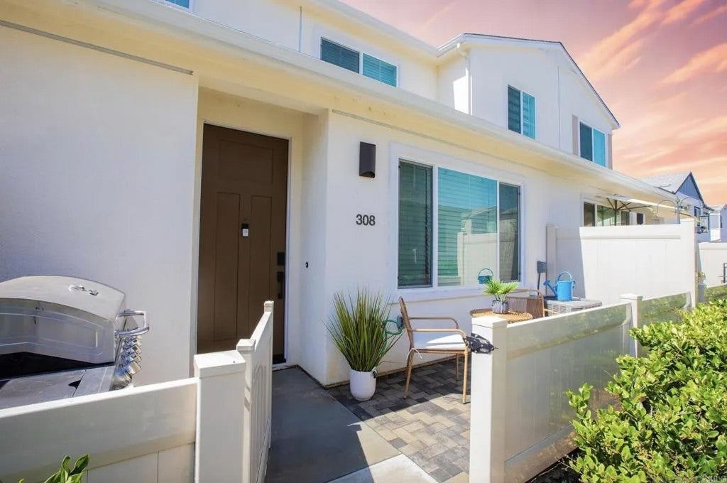 308 SEEDLING WAY