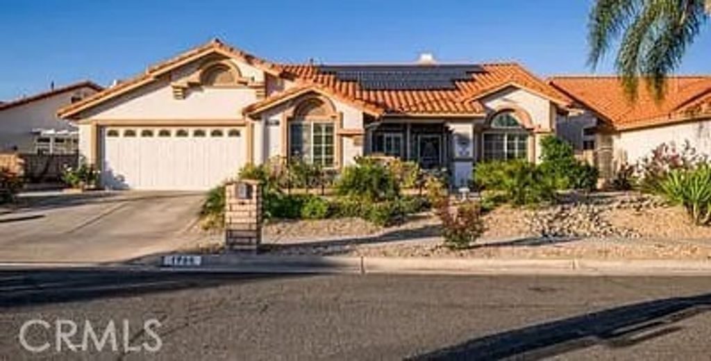 Photo of 1796 Cashew Tree St, Hemet, CA 92545 (MLS # SW26088308)