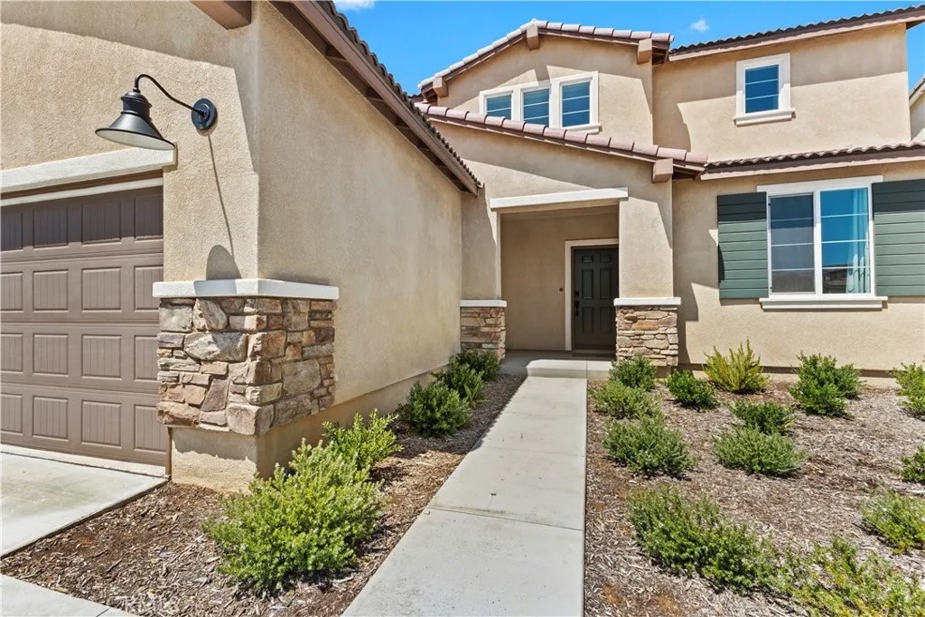 36780 Arietta Way