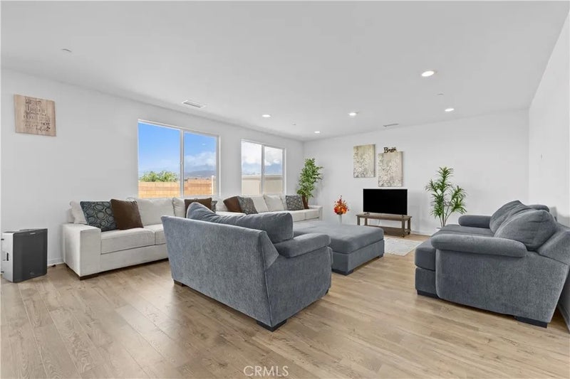 36780 Arietta Way