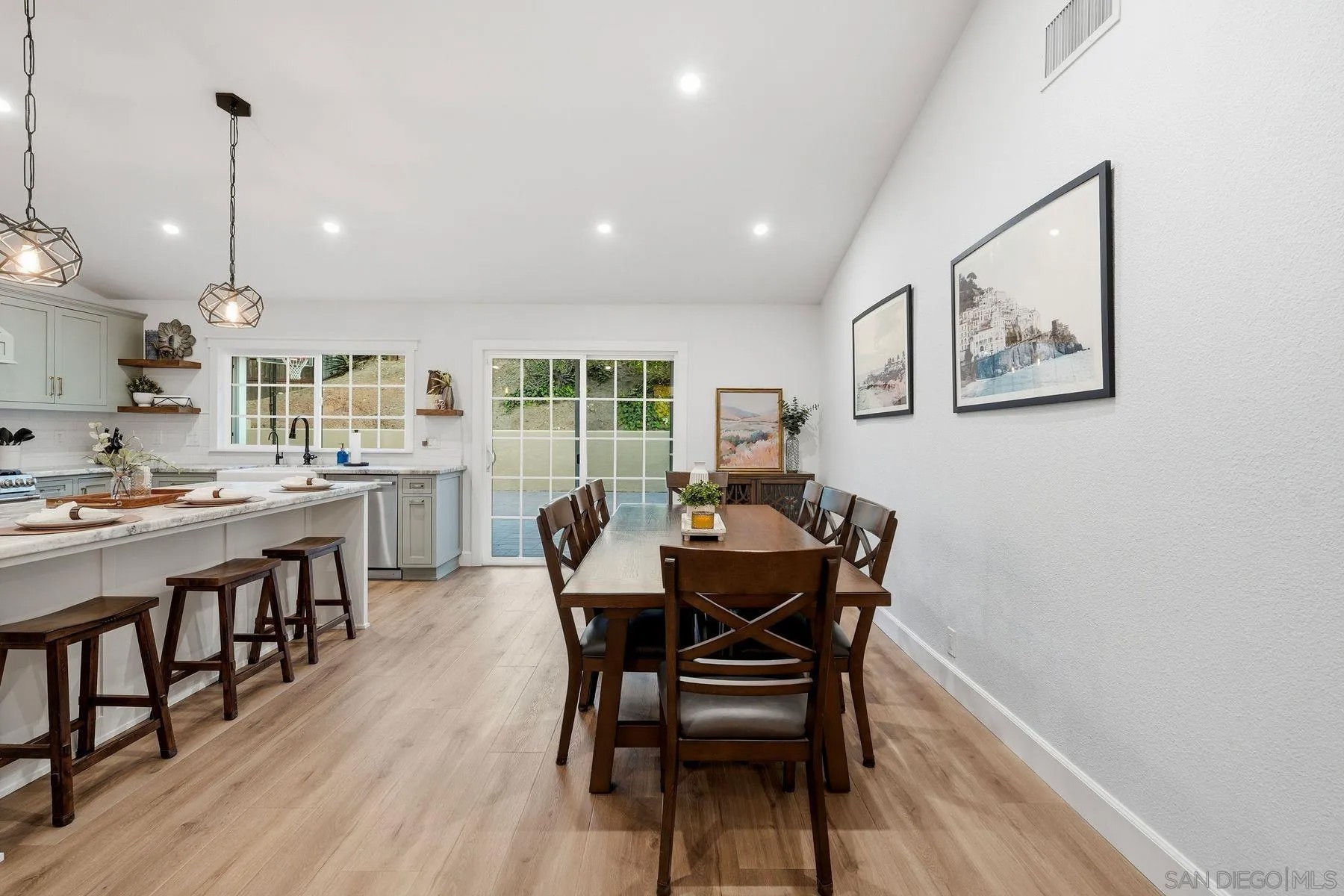 13095 Trail Dust Ave