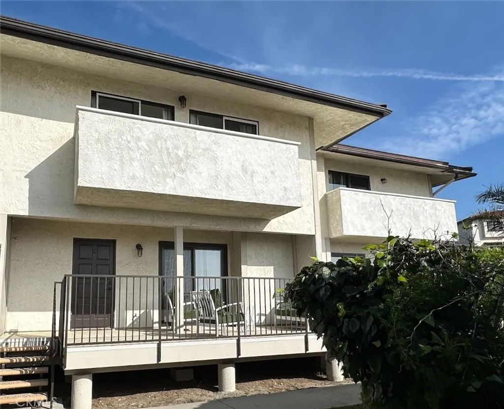 Photo of 321 Acebo Lane #C, San Clemente, CA 92672 (MLS # OC25278554)