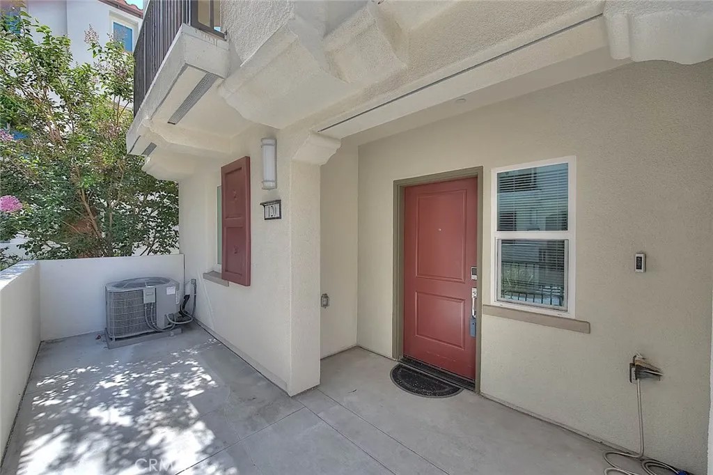 2750 W 182nd 120