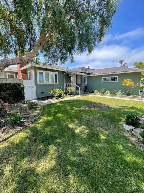 Photo of 2004 Ripley Avenue, Redondo Beach, CA 90278 (MLS # SB25270621)