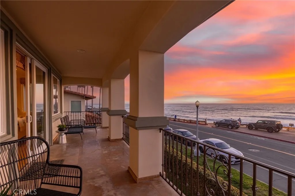 1171 Sunset Cliffs Boulevard