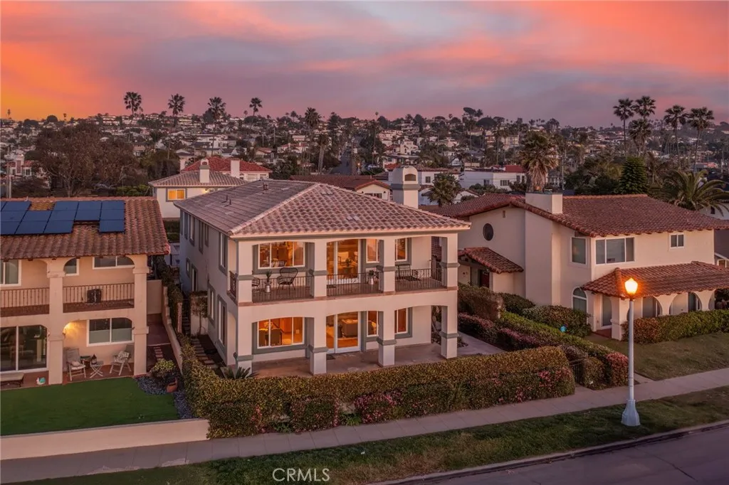 1171 Sunset Cliffs Boulevard