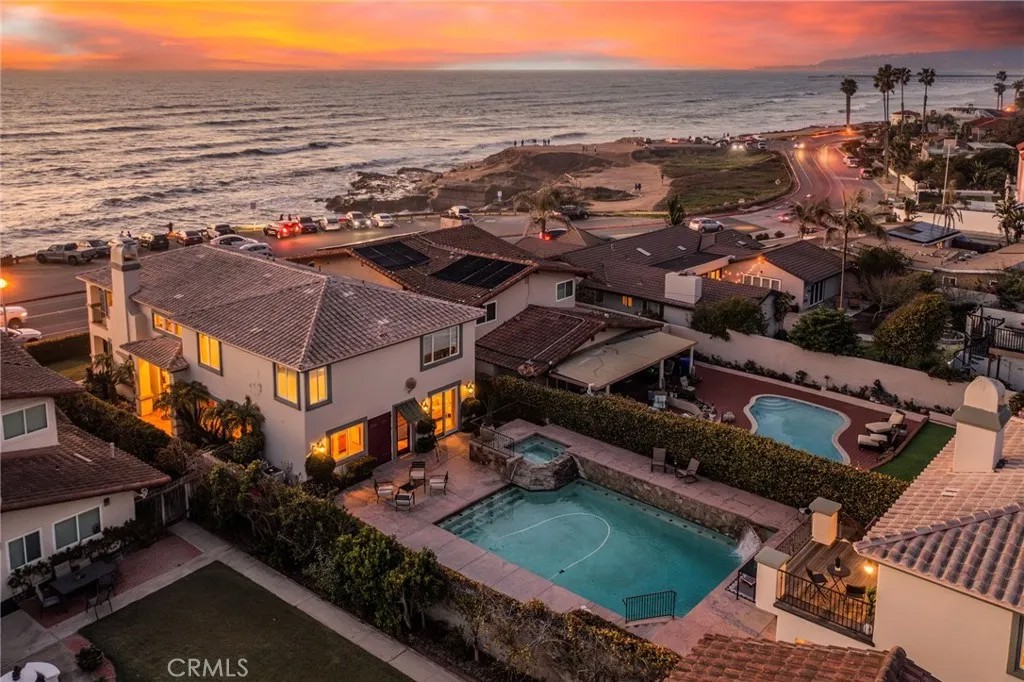 1171 Sunset Cliffs Boulevard