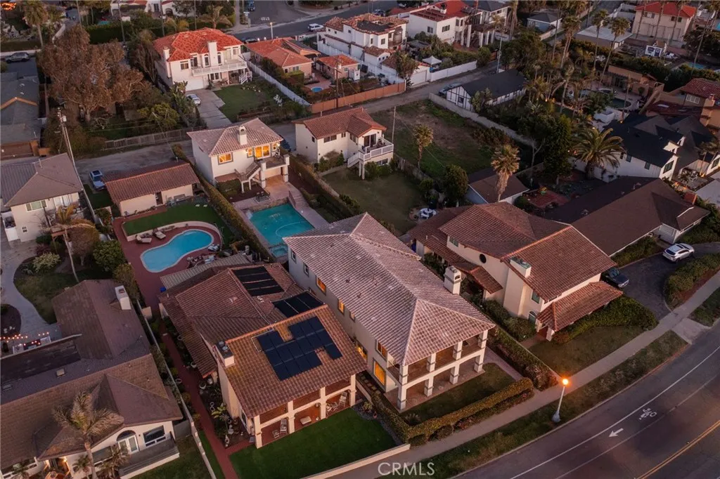 1171 Sunset Cliffs Boulevard
