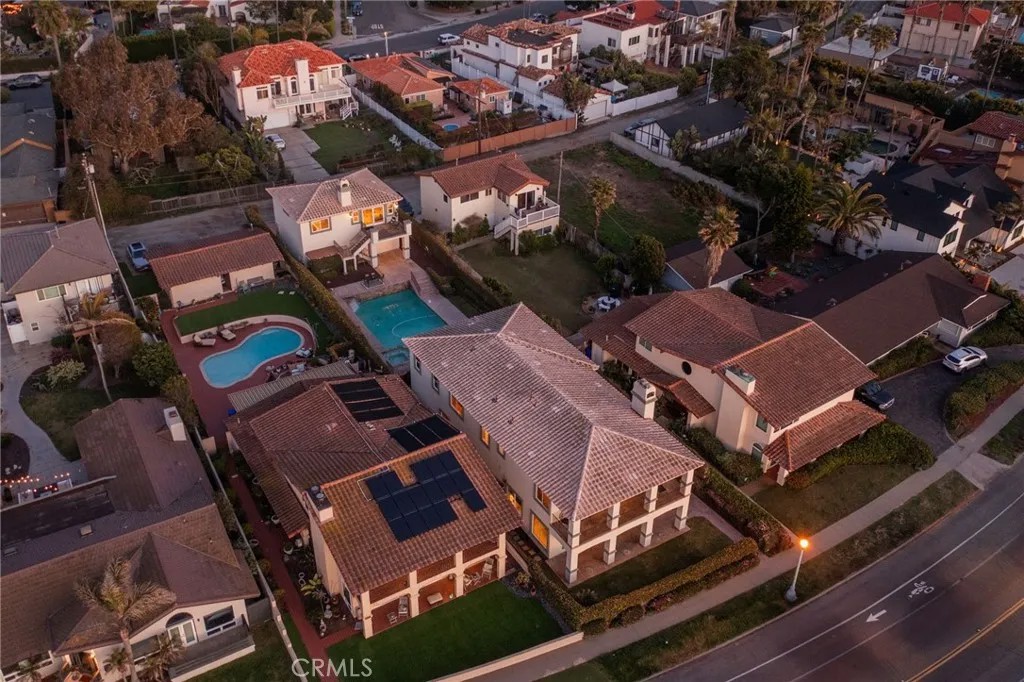 1171 Sunset Cliffs Boulevard
