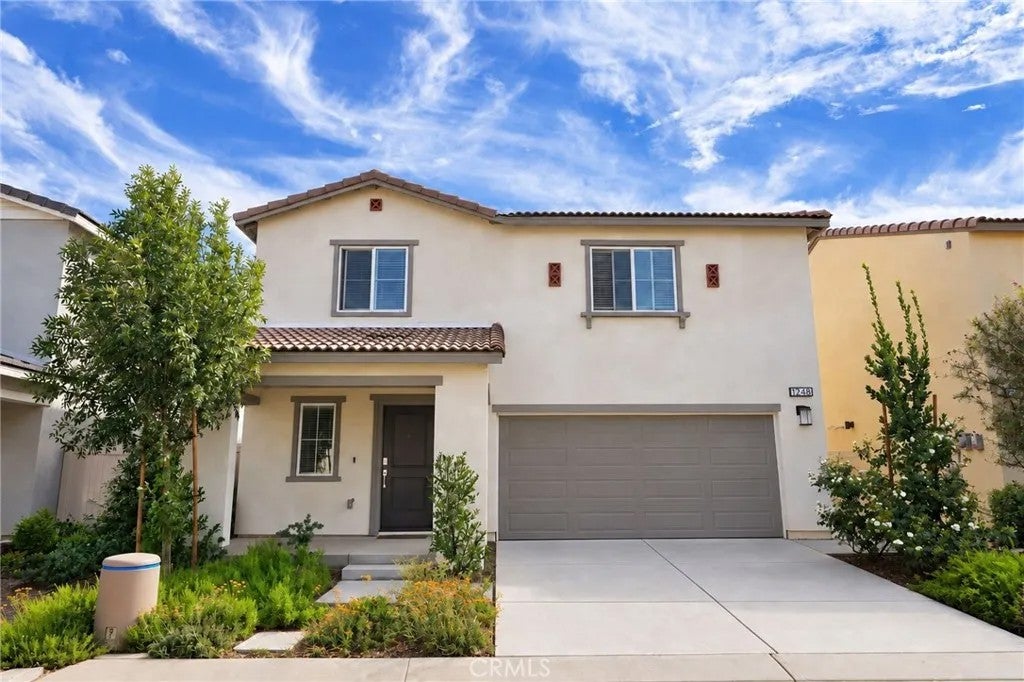 Photo of 1248 Goldenbrush Way, Banning, CA 92220 (MLS # CV26205326)