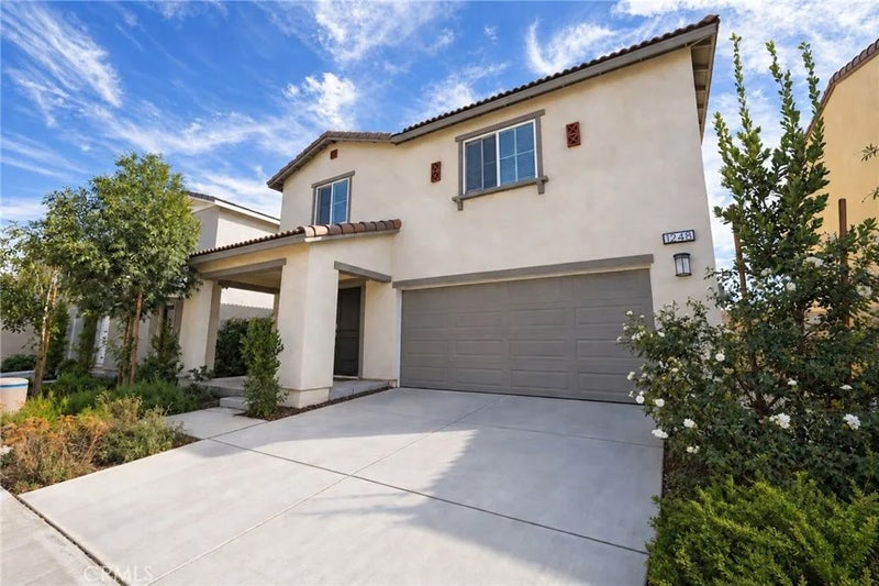 1248 Goldenbrush Way