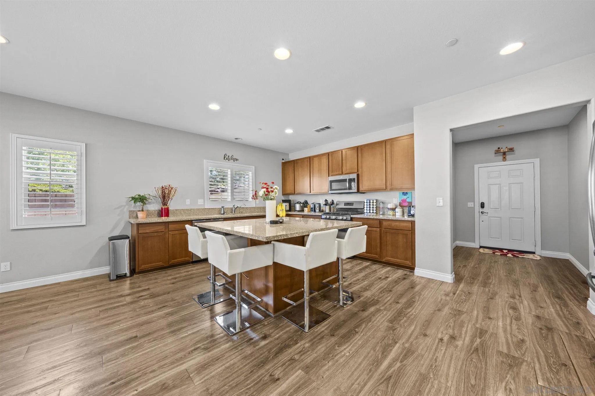 13180 Shiperio Ln