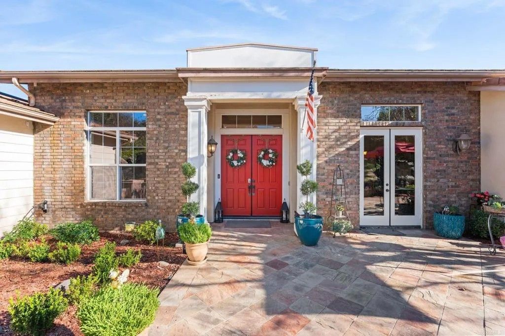 Photo of 13785 Woodstock Place, Valley Center, CA 92082 (MLS # NDP2602125)